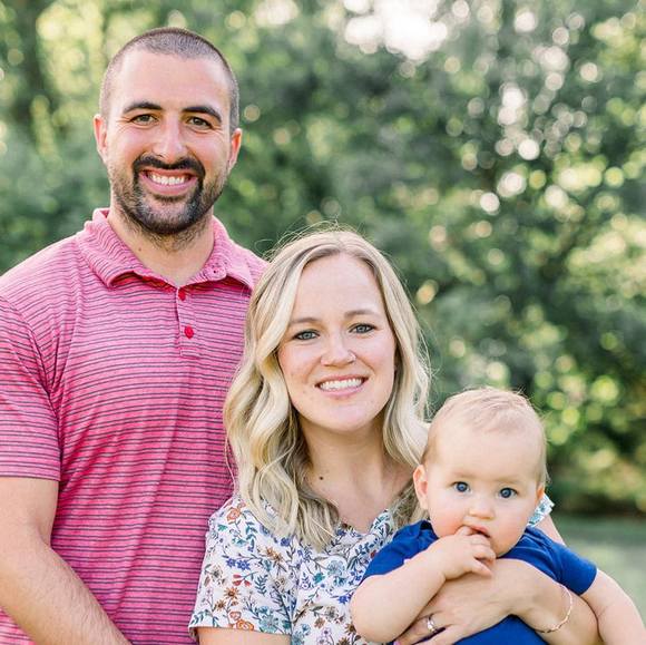 Profile Picture of Chelsea Sivers (@chelsea_tipmore) on Poshmark