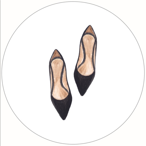 Profile Picture of Ayodele Jones (@ajones_512) on Poshmark