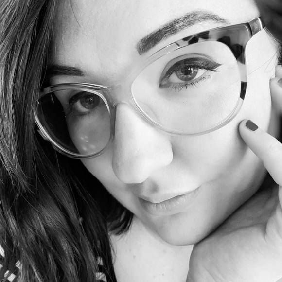 Profile Picture of Danielle Duncan (@duncan_clan) on Poshmark