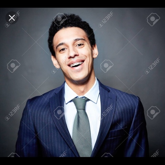 Profile Picture of Tevin Kelps (@tevinretails1) on Poshmark