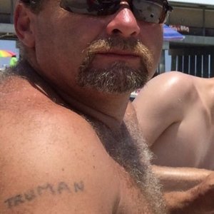 Truman Howard - Myspace Profile Picture of Truman Howard (@trmhwrd) on Myspace