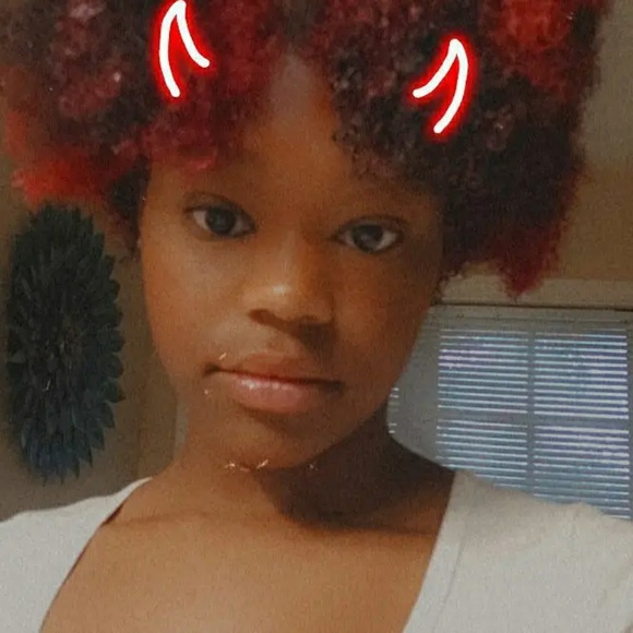 Profile Picture of Angel Vaughn-harrison (@angelvaughn62) on Poshmark