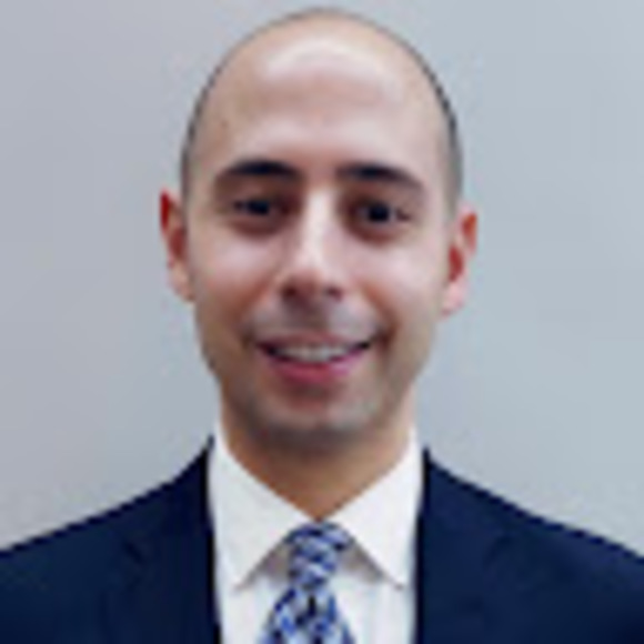 Profile Picture of Jonathan Schwartz (@jonathanschw640) on Poshmark