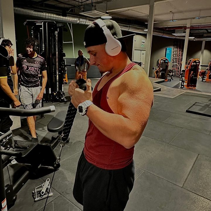 Profile Picture of davidperlees09_ (@davidperlees09_) on Tiktok