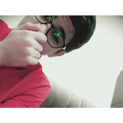 Profile Picture of •|پسرک هیپ هاپی|• (@amirBarati0) on Twitter