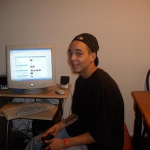 Profile Picture of Daniel Bray (@nikeshox1991) on Myspace