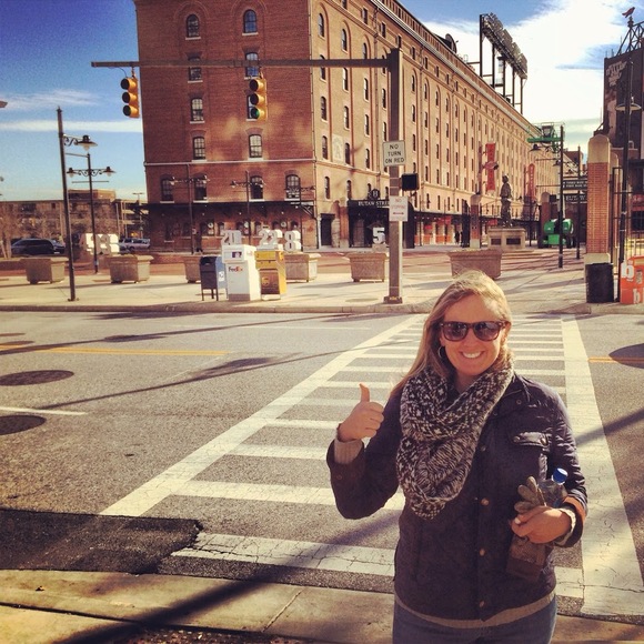 Profile Picture of Kate Jordan (@kateejordan) on Poshmark