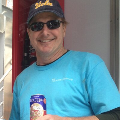 Profile Picture of John Hintzen (@HintzenJohn) on Twitter