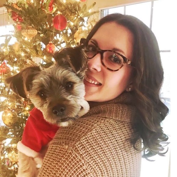 Profile Picture of Sydney Liebman (@sydneyanne2) on Poshmark