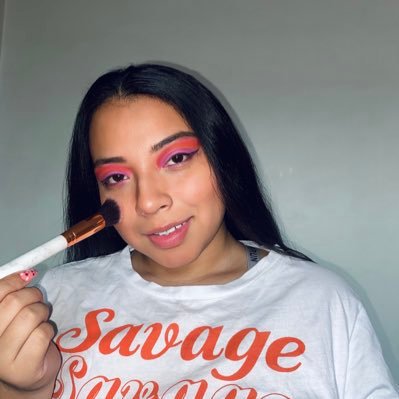 Profile Picture of Paula Cortés (@islifesebas) on Twitter