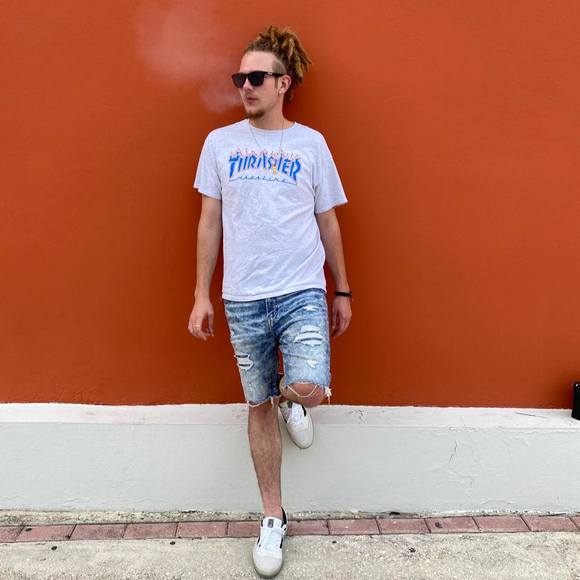 Jeremiah Morrow - Poshmark Profile Picture of Jeremiah Morrow (@jeremiahmorrow) on Poshmark