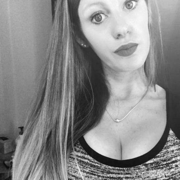 Profile Picture of Meghan Donlon (@ummyeaok87) on Poshmark