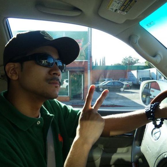 Profile Picture of Ken Uechi (@kenquikk) on Poshmark