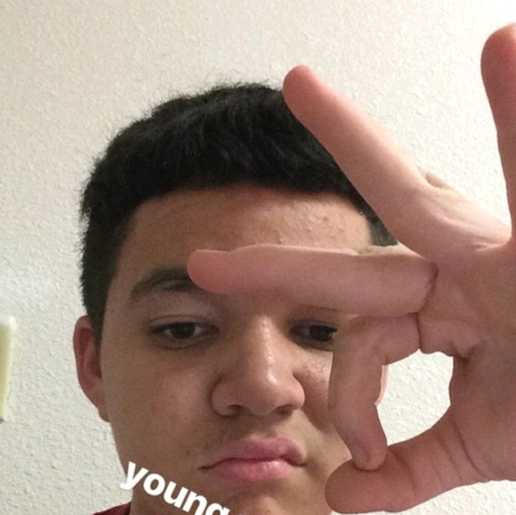 Profile Picture of Gabriel Torrez (@ernesto_02) on Poshmark