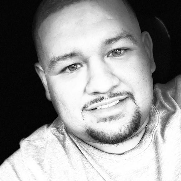 Profile Picture of Omar Pacheco (@omarp85) on Poshmark