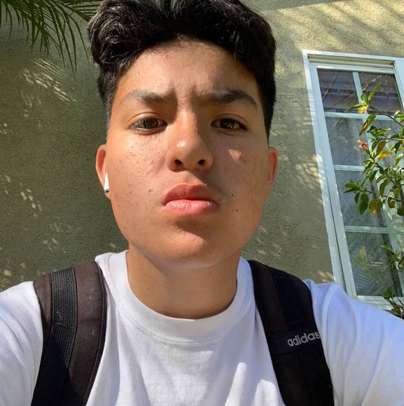 Profile Picture of Evan Phan (@evanphan) on Poshmark