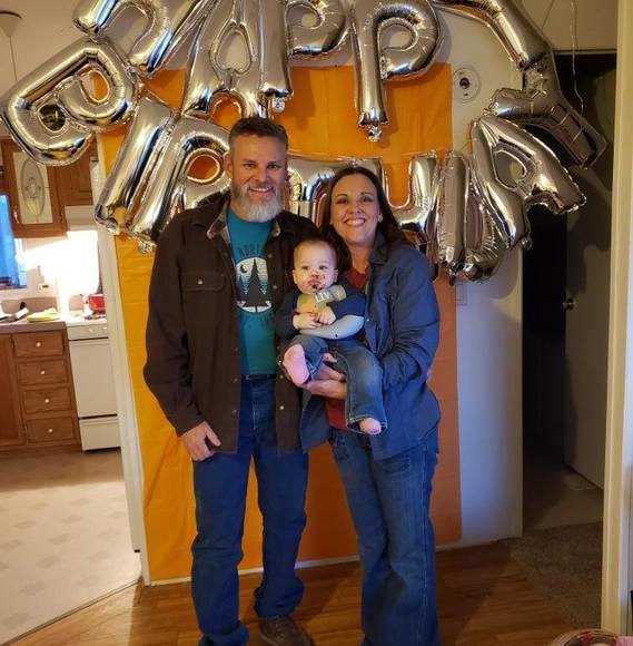 Profile Picture of Stephanie Wallis martin (@stephiemartin) on Poshmark