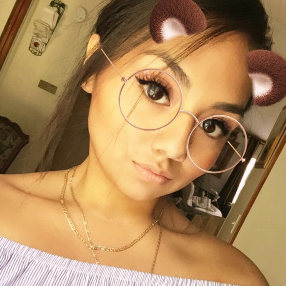 Profile Picture of Dalia Maya (@daliaa_m12) on Poshmark