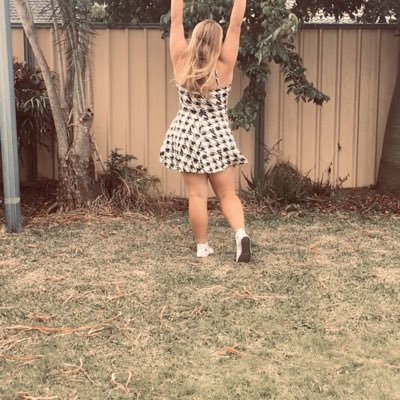 Profile Picture of Eryn Wilson (@eryn_140) on Twitter