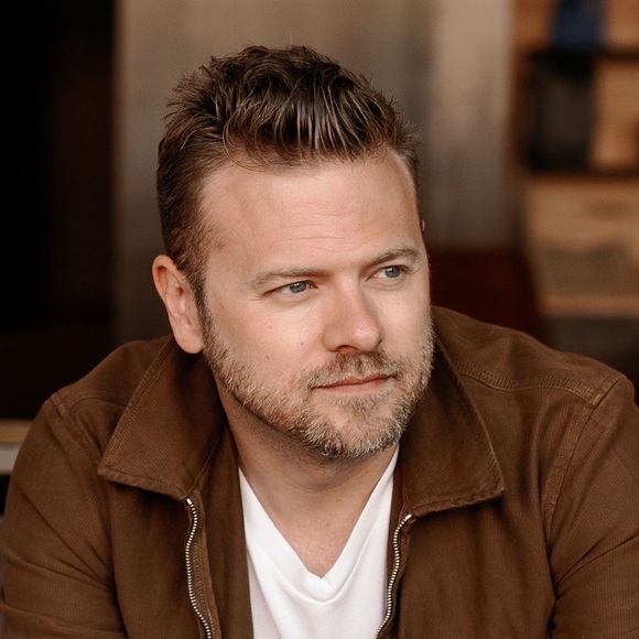 Profile Picture of Matt Muenster (@mattjmuenster) on Poshmark
