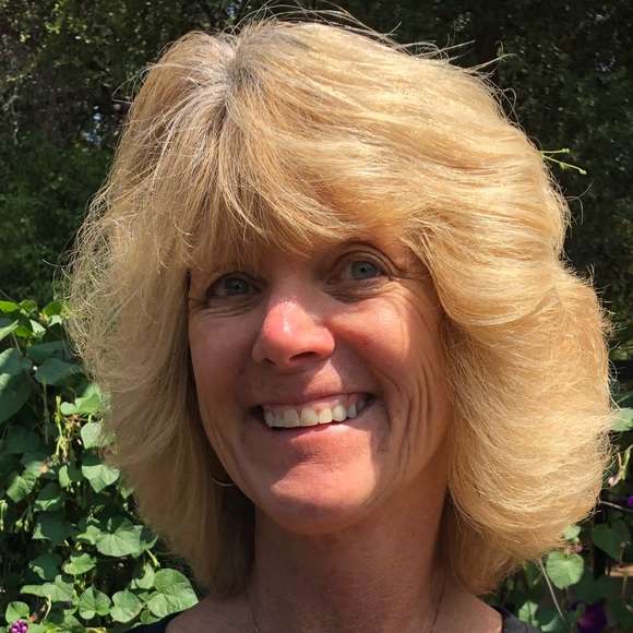 Sindy Mccosker - Poshmark Profile Picture of Sindy Mccosker (@ranchgrandma) on Poshmark