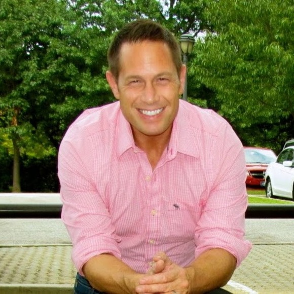 Profile Picture of Sidney Soloff (@sidney1966) on Poshmark