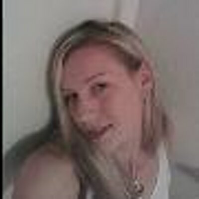 Profile Picture of Cora Leach (@coraleach1) on Twitter