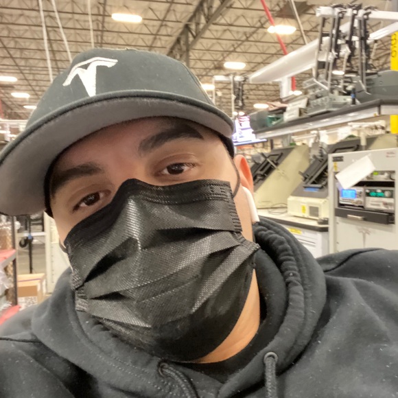 Profile Picture of Robert Barajas (@robertbarajas93) on Poshmark