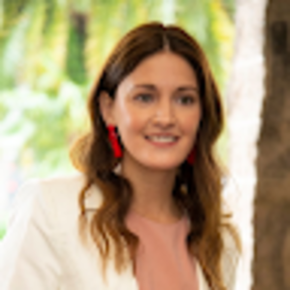 Profile Picture of Inés Billorou (@ibillorou) on Poshmark