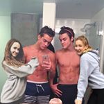 Profile Picture of laur + ethan & jade + grayson (@laurandjadelovethetwins) on Instagram