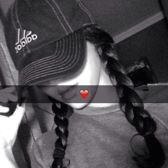 Profile Picture of Kassandra Silva (@babyyykassyy) on Poshmark