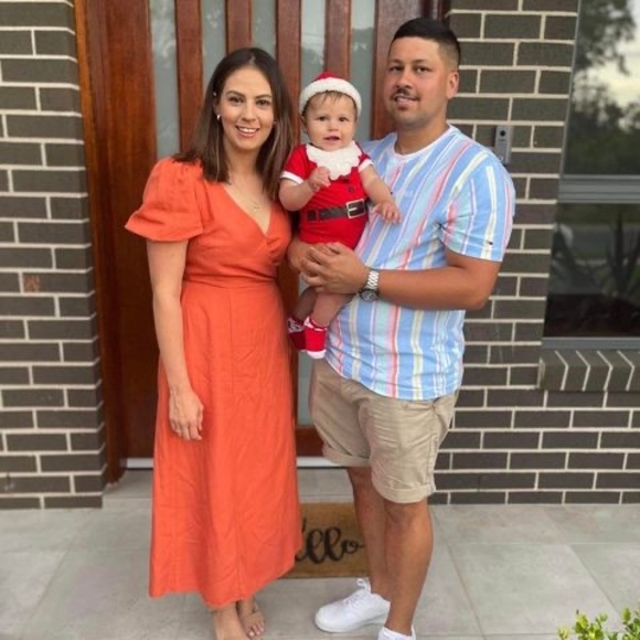 Profile Picture of Kelly Franciscus (@kellyfranciscus) on Poshmark