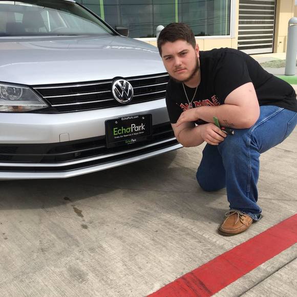 Profile Picture of Justin Holub (@justinholub) on Poshmark