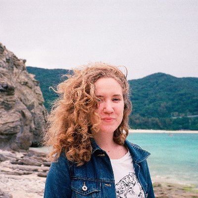 Profile Picture of Rebecca MacDonald (@frontend_rebdev) on Twitter