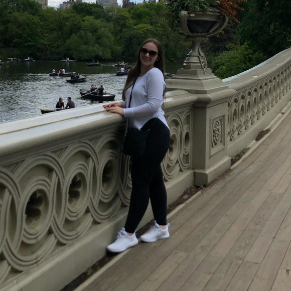 Christina Liakopoulos - Poshmark Profile Picture of Christina Liakopoulos (@cliakopoulos) on Poshmark