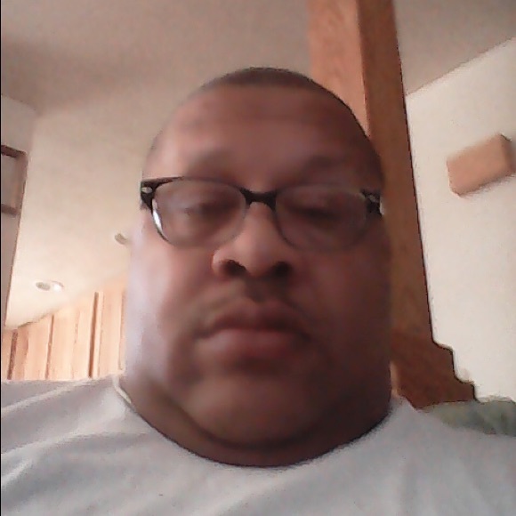Profile Picture of Gerald Lee (@jerrylee2017) on Poshmark