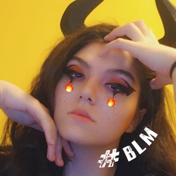 Profile Picture of Jasmine Prochniak (@vanilla_chai) on Poshmark