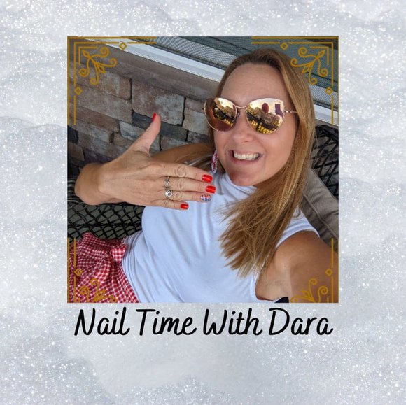 Profile Picture of Dara Foxall (@dld06981) on Poshmark