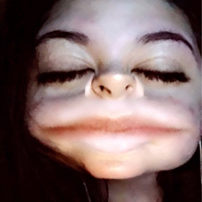 Profile Picture of Paige Marie Laughlin (@paige1275_marie) on Twitter