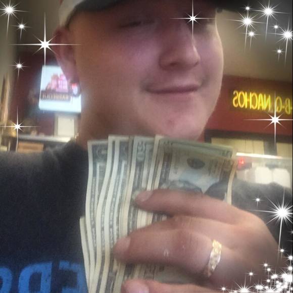 Profile Picture of Dylan Barron (@dylan_barron) on Poshmark