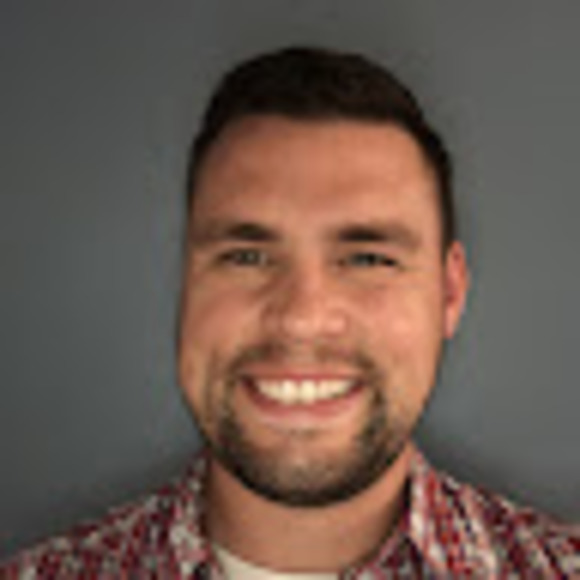 Profile Picture of Derek England (@dengland83) on Poshmark