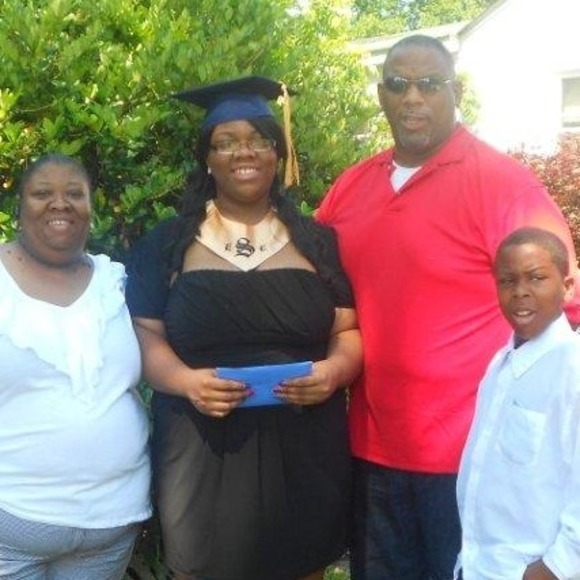 Profile Picture of Jerome Bennett (@biggpah) on Poshmark