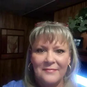 Profile Picture of Lebanon, Ky country girl (@lisawatson520) on Tiktok