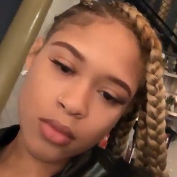 Profile Picture of Brandy Stevenson (@tee66) on Poshmark