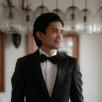 Profile Picture of Michael Domingo (@micdom) on Twitter