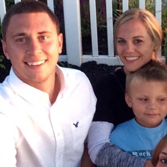 Profile Picture of Staci Mestichelli (@stacileigh1990) on Poshmark