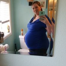 Profile Picture of Amanda Hoff (@amandahoff812) on Twitter