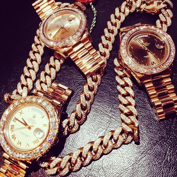 Profile Picture of Londarius Perry (@jerseykicks) on Poshmark