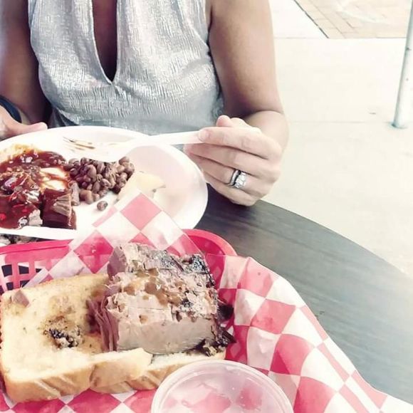 Profile Picture of Pam Keller (@pamkeller777) on Poshmark