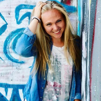 Profile Picture of Jessica Potts (@JessPotts15) on Twitter